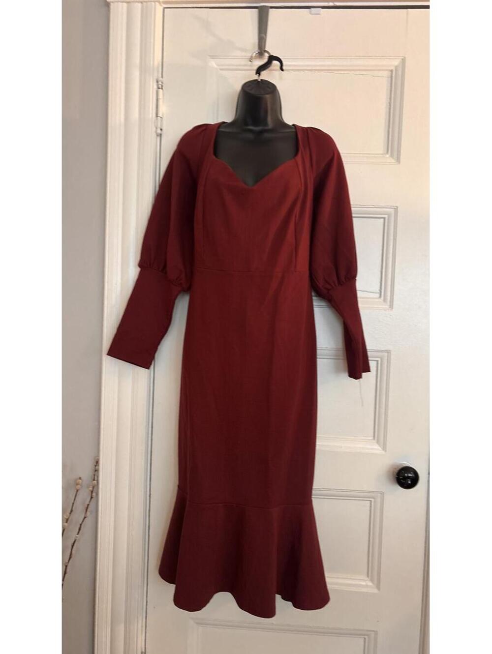 Elegant Burgundy Midi Dress – Sweetheart Neckline & Flounce Hem